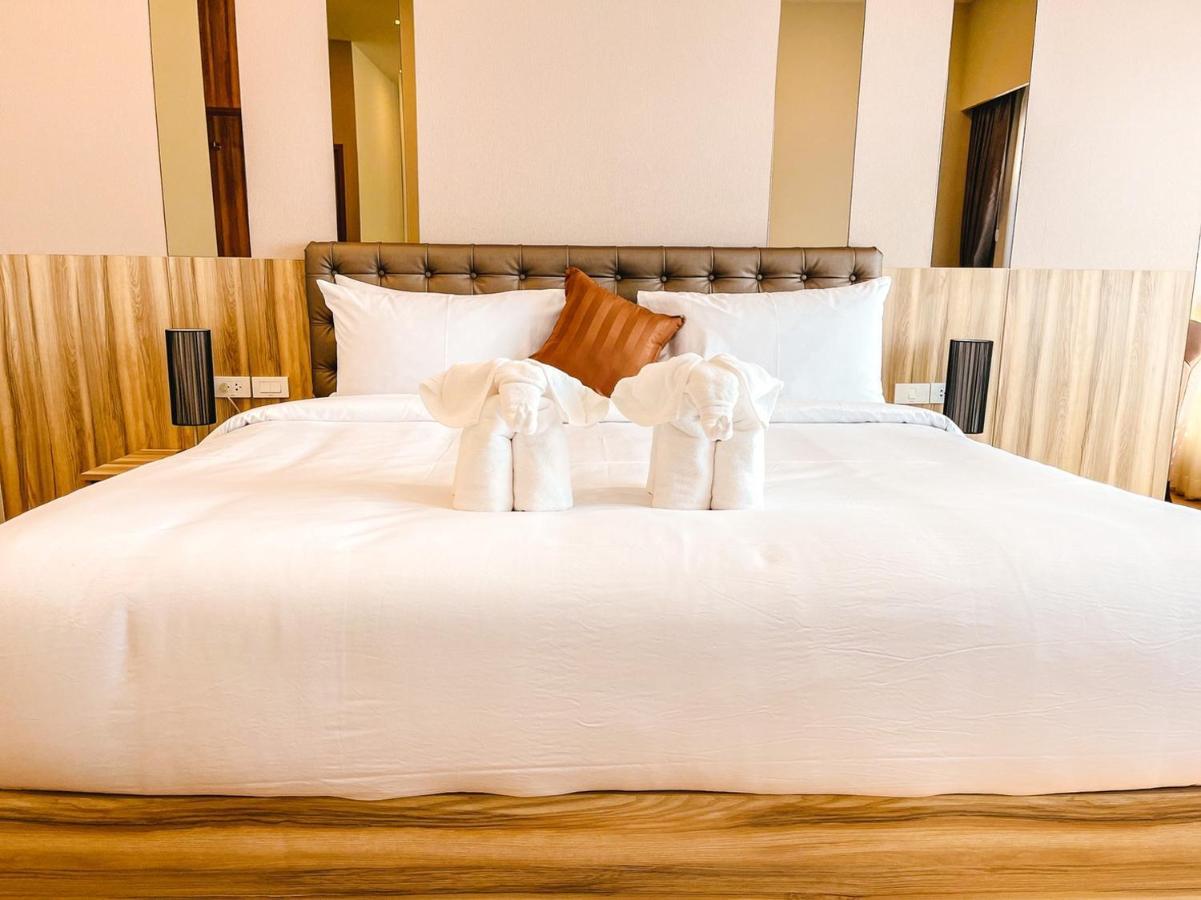 Sukruethai Hotel Chiang Mai - โรงแรมสุขฤทัย เชียงใหม่ Esterno foto
